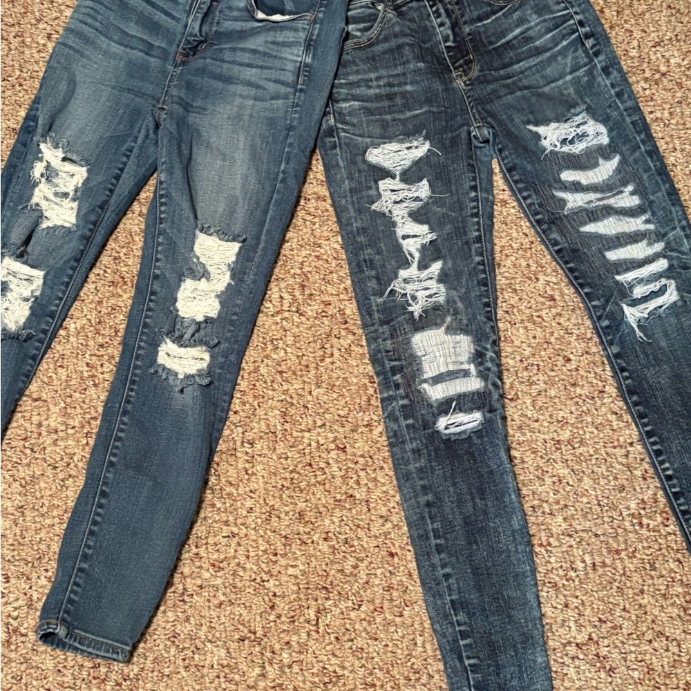 2 pair American Eagle Outfitters Ripped Skinny Jeans